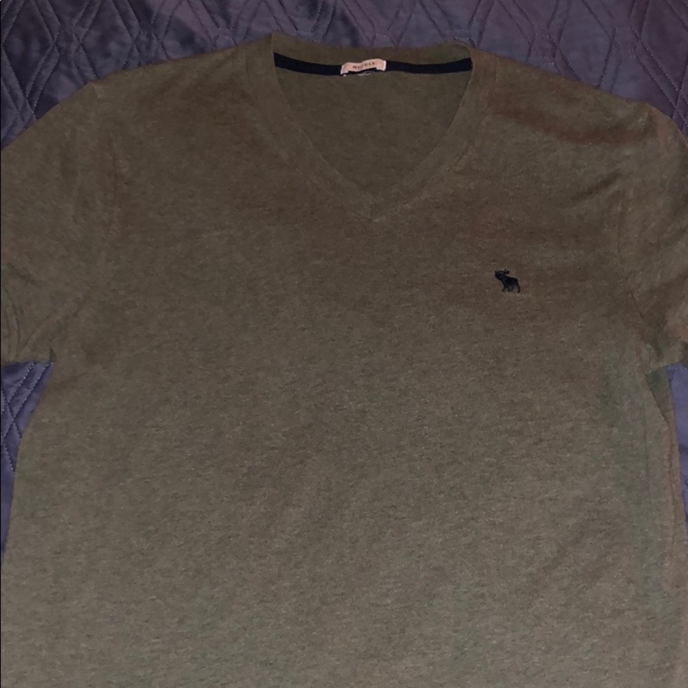 Abercrombie V neck